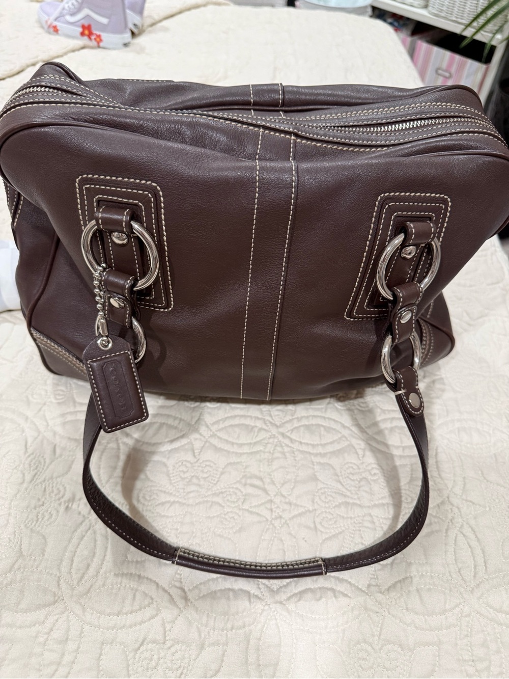 Vintage coach handbag excellent condition great size